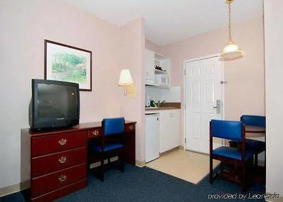 Hotel Suburban Studios Near University Of North Carolina-Charlotte
