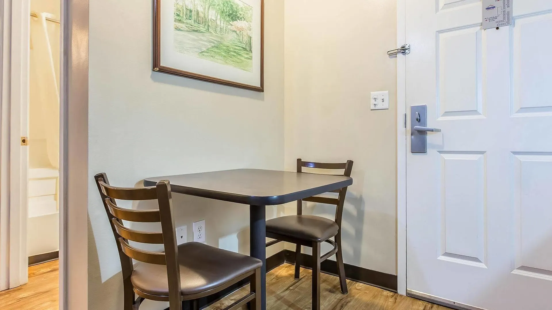 Suburban Studios Near University Of North Carolina-Charlotte Hotel